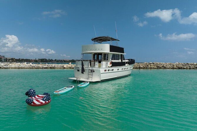 2 Hour Sunset-53' Hatteras Tulum, Playa Del Carmen, Riviera Maya - Meeting at H2OH Sun Cruises: what to expect when you arrive