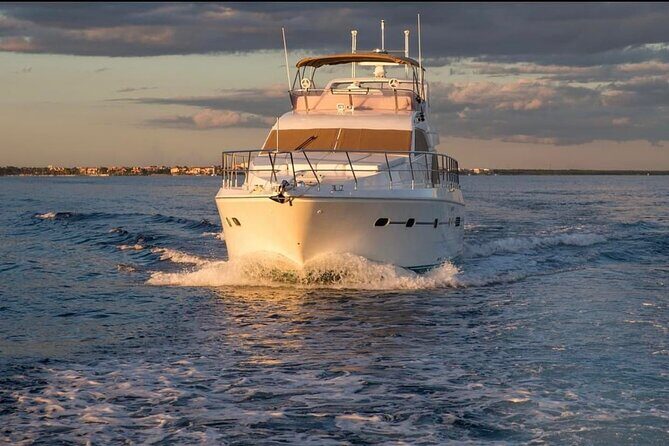 2 Hour Sunset- 60' Neptunus Tulum, Playa del Carmen, Riviera Maya - Who This Cruise Fits Best