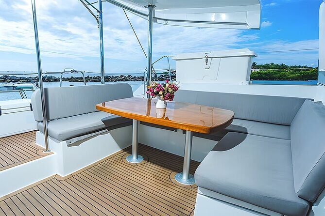 3 Hours Exclusive 45' Lagoon Catamaran Experience - Premium Open Bar and Onboard Comfort: Where the Value Shows Up