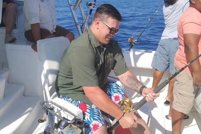 4 Hour Private Fishing Tour in Puerto Aventuras Riviera Maya - Private by Design: Group Size, Crew Service, and Language