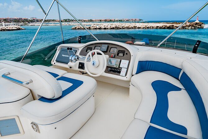 8-Hour Private 50' Azimut 2-Stop Tour to Cozumel Beach w/Food, Drinks & Snorkel - Crossing again for El Cielo: the water that’s hard to fake