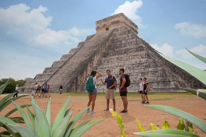 Adventure at Chichen Itza! Cenote and Valladolid from Tulum City - The included buffet at Real Mayab (and what’s not included)