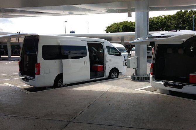 Airport Transfers to Akumal - Private van (ROUND TRIP) FLAT RATE - Comfort and practical details on the ground