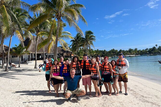 Akumal Bay snorkeling, plus 3 cenotes and great food - Akumal Bay Sea Turtles: Snorkeling in a Protected Reef
