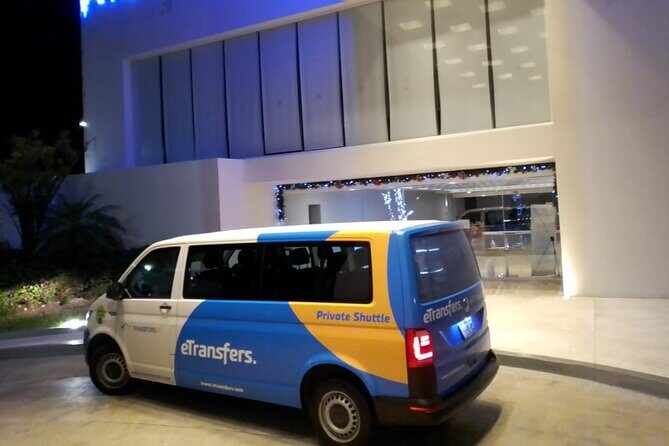 Akumal Private Transportation From-To Cancun Airport - The drive to Akumal: private vehicle comfort, pro-level calm
