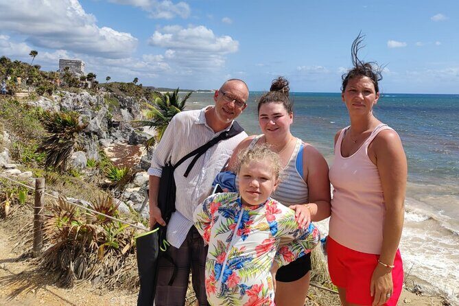 Archeological Guided Walking Tour in Tulum - Panoramic views and the “steady pace” approach