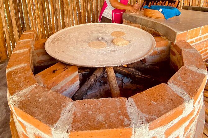 Authentic Cozumel Island Tour - Best Sights & Mayan Experience - Stop 1: Palm Beach Punta Francesa beach club for a comfort-first start