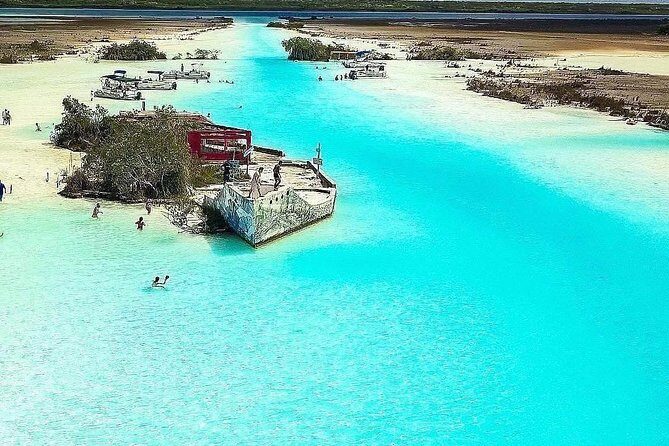 Bacalar Lagoon of 7 Colors from Playa del Carmen and Tulum - The lagoon boat tour: cenote, pirate channel, stromatolites in one day