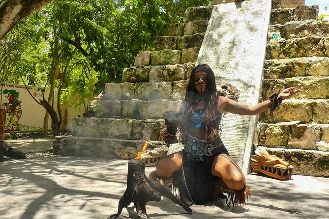 Best Island tour (dowtown, Beach, mayan Park & tastings) - Playa Pública San Martín: lunch with a local beach vibe