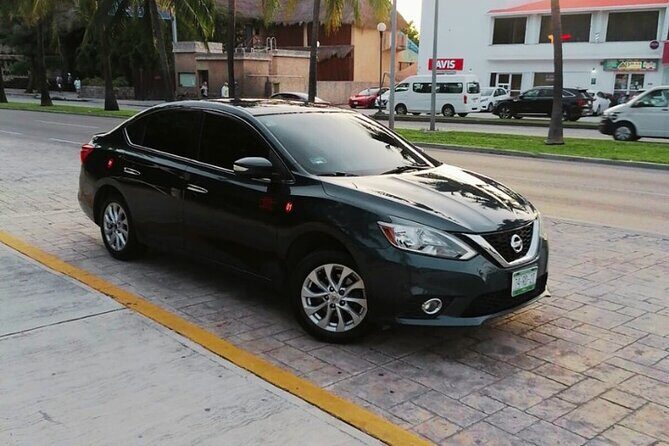 Cancun Airport: Private Transfers From/To Akumal Half Moon Bay - Vehicles, timing, and what 30 minutes usually feels like