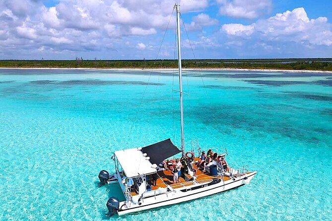 Catamaran Snorkeling to El Cielo and The Money Bar Beach Club - The Money Bar Beach Club: your pre- and post-snorkeling base