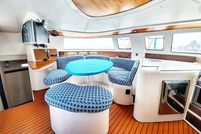 Catamaran Tour to Isla Mujeres Snorkeling with Buffet and Open Bar - Playa del Carmen to Isla Mujeres: how the 8–9 hour day works