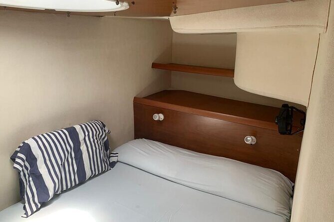 Catamaran Tour to Isla Mujeres Snorkeling with Buffet and Open Bar - Open bar and buffet: the value move (and the smart way to use it)