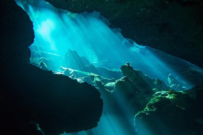 Cenotes diving - Equipment and Multilingual Coaching: What Helps You Enjoy It