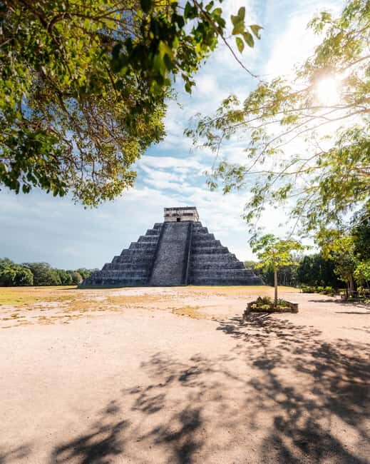 Chichen Itza: All-Inclusive Tour with Valladolid & Cenote - The guide: what you learn at Chichén Itzá
