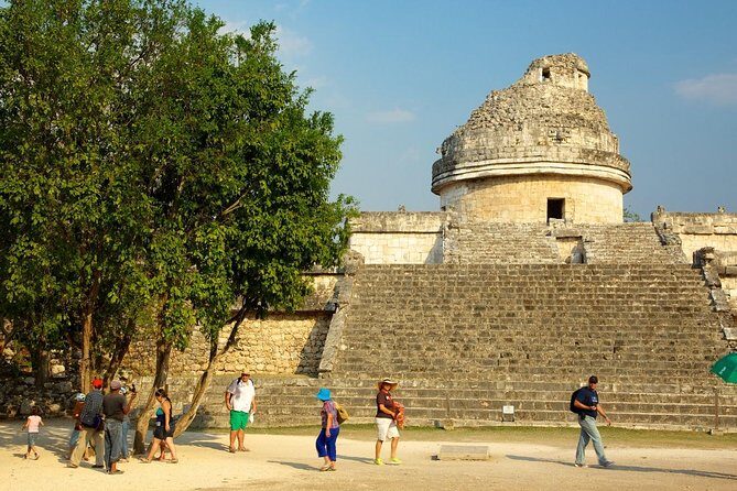Chichen itza, Cenote Ik kil and Coba Reduced Group - Chichén Itzá: early hours, guide talk, and how to protect your time