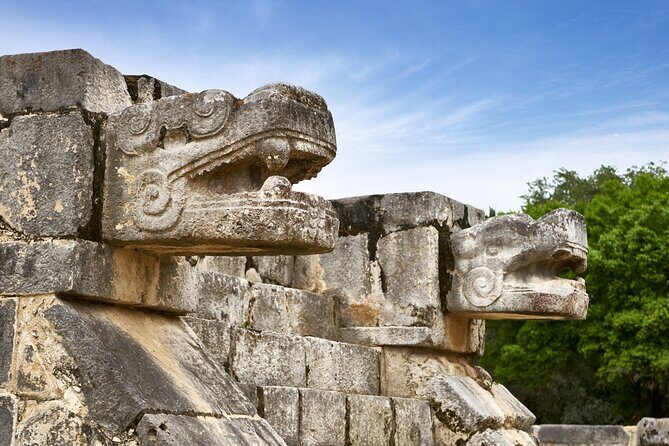 Chichen Itza Early access Tour, with private Cenote & Valladolid - A guided walk through Mayan ruins that actually makes sense