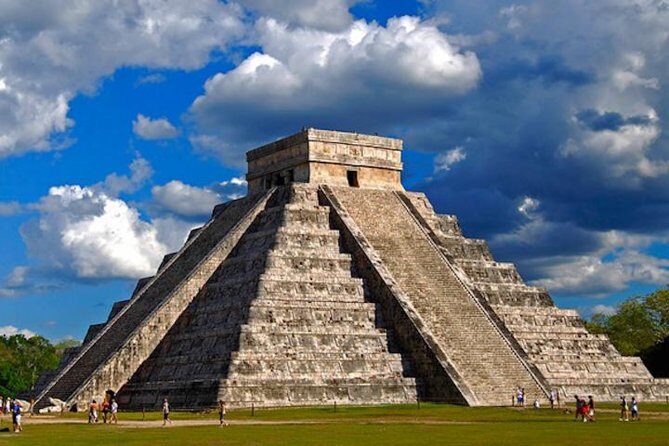 Chichen Itza the Mayan Wonder Tour from Cancun and Riviera Maya - The Cenote Xcajum Swim: A Refreshing Break From the Ruins