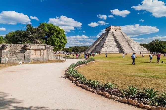 Chichen Itza,Cenote Chichikan& Valladolid from Playa del Carmen. - Should you book this tour?
