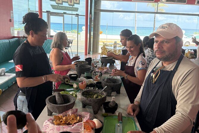 Cocktail Making in Cozumel Mexico - Who this tour suits best