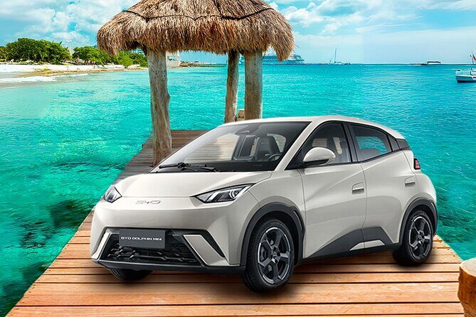 Cozumel Airport to Hotel Private Transfer by Car - The luggage and group size sweet spot