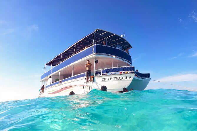 Cozumel Catamaran Tour: Snorkel at Top Reefs & Open Bar - Cozumel Catamaran Rhythm: How the 5 Hours Usually Land