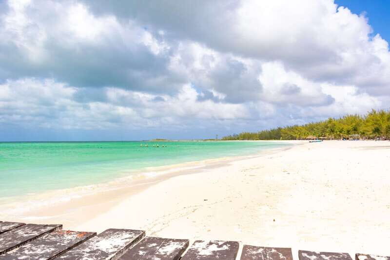 Cozumel: Catamaran Tour To Isla de la Pasión - Food and drinks onboard: what’s included (and what you’ll actually feel)