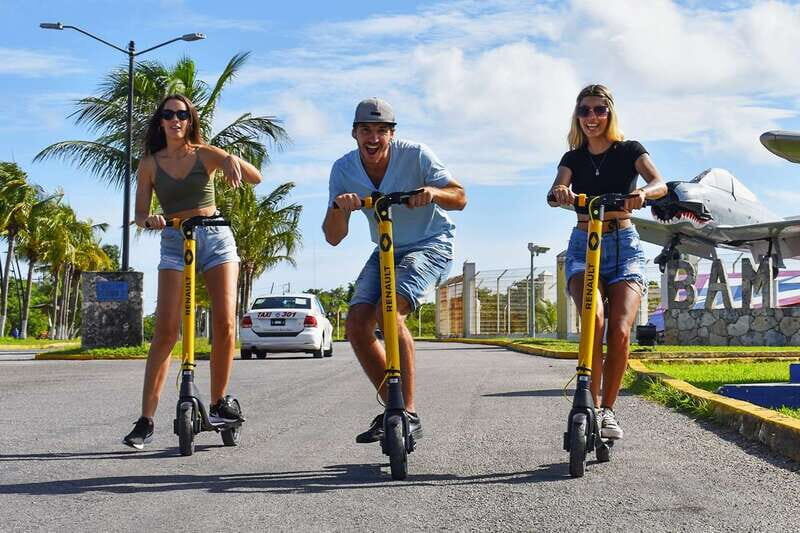 Cozumel: Clear Boat and Electric Scooter Ride - Tequilera stop and tequila tasting: what you actually get (and the 18+ rule)