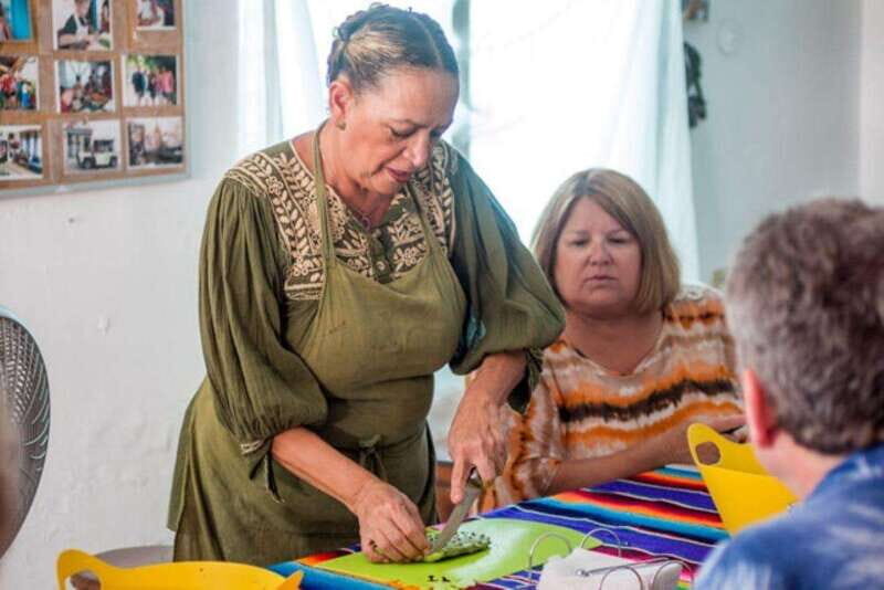 Cozumel: Cooking Class with Josefina - El Mercado: Learning What to Buy Before You Cook
