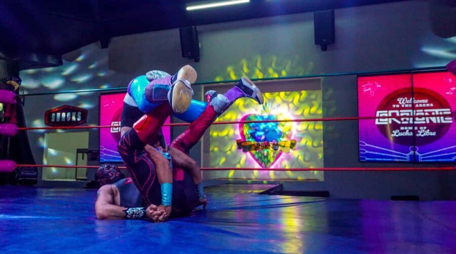 Cozumel: Mexican Wrestling Show with Tacos & Margaritas! - Why Lucha Libre Feels Different From Other Shows