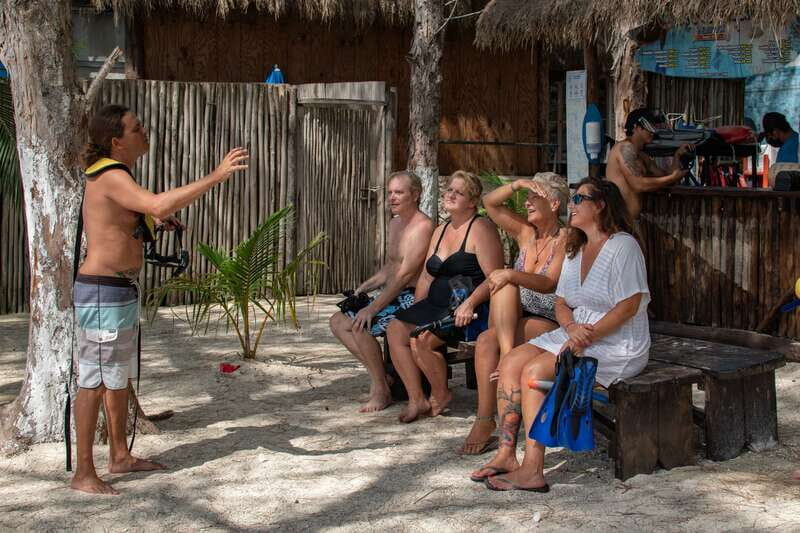 Cozumel Private Jeep Tour with Lunch and Snorkeling - Driving rules and pickup points (so nothing surprises you)