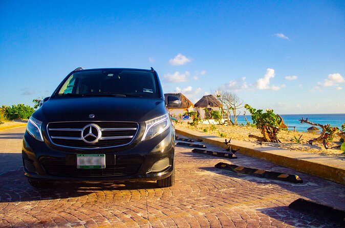Departures in Mercedes Benz from Tulum to Cancun Airport - Mobile ticket and real-world reliability