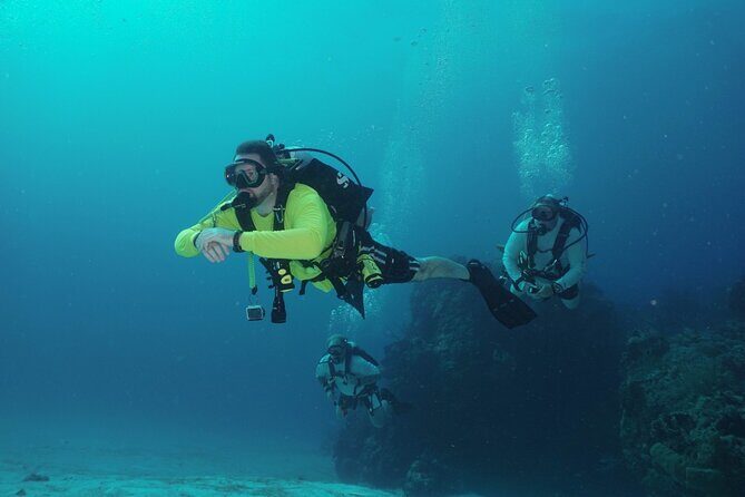 Discover Scuba Diving in Cozumel - Shallow-water skills practice in 3–4 ft: how they teach calm control