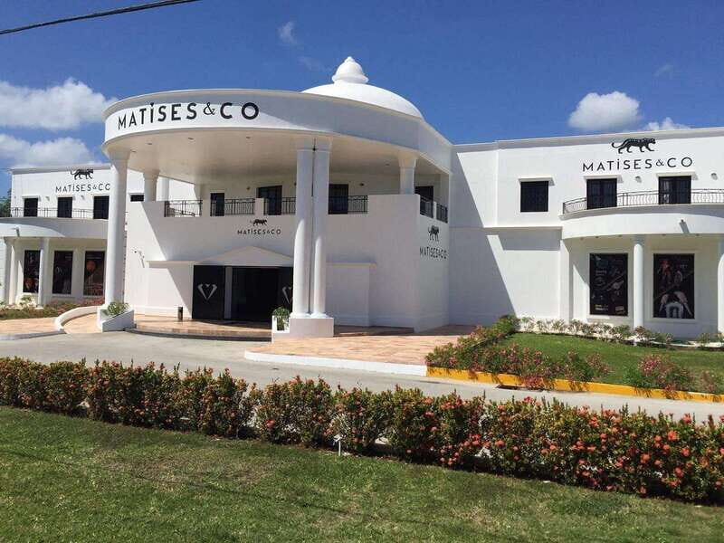 Discover the essence of playa del carmen: tequilera, jewelry and 5th avenue. - Matisses Tents in Puerto Morelos: start with a real show, not a lecture