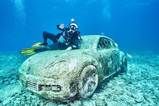 Diving in Cancun Underwater Museum of Art - The second stop: reef time after MUSA