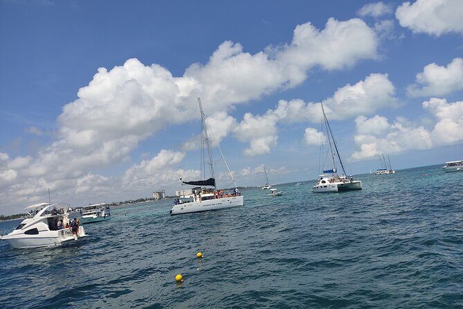 Fantastic Day Isla Mujeres Unlimited Catamaran from Riviera Maya - Isla Mujeres town time: shopping in 45 minutes