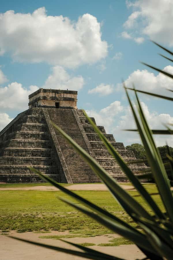 From Playa del Carmen: Tour to Chichén Itzá, Valladolid with Cenote and buffet - Should you book this Chichén Itzá + Valladolid + cenote tour?