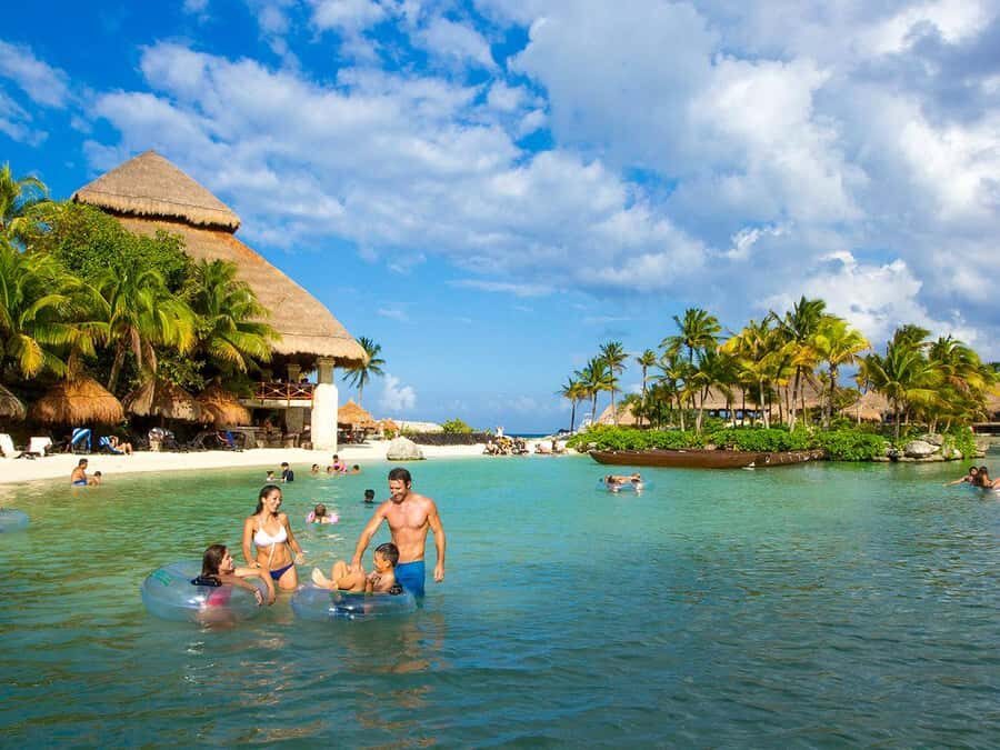 From Riviera Maya: Complete Combo to Xcaret Park! - Food and extra costs: where the value can shift inside the park
