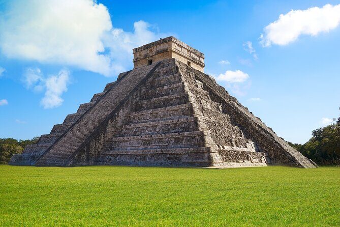 From Tulum to Chichen Itza Cenote and Valladolid with guide - Chichén Itzá With a Guide: What You Get in 2 Hours