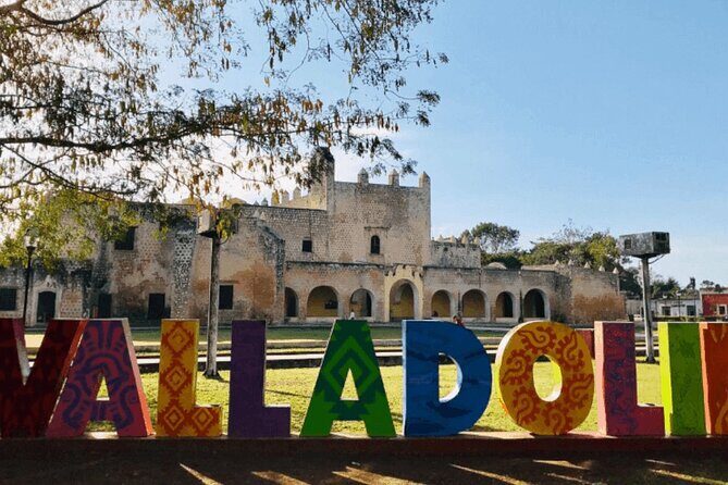 Full Day Guided Tour Chichen Itza + Cenote + Valladolid + Lunch! - Valladolid’s historic center: a short stop that helps the pace