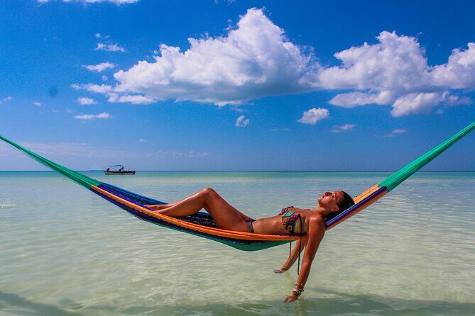Full Day Holbox Island Tour from Playa del Carmen with Lunch - Guide quality: why Jonathan-style organization matters