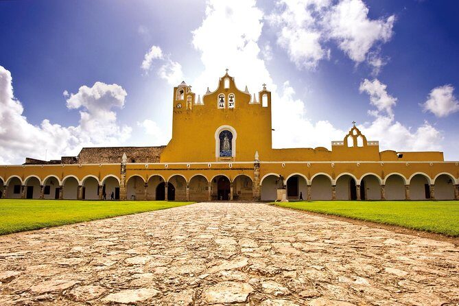 Full-day Tour of Chichen Itza, Cenote & Valladolid City - Valladolid in 25 minutes: enough for a taste