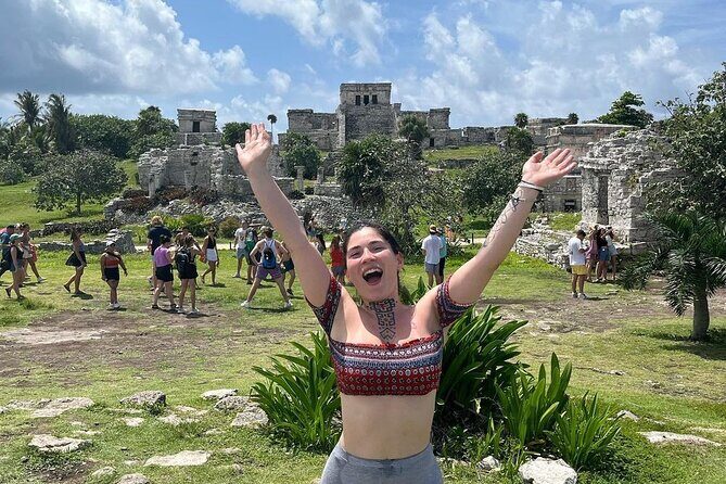 Guided tour to Tulum & Cobá ruins + Cenote + Buffet + PDC - Buffet lunch: when “typical foods” keeps the day on track