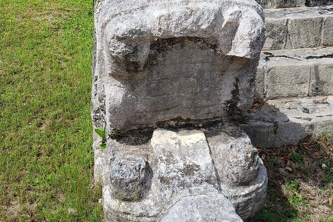 Iconic Chichen Itza Experience! Classic Tour from Tulum City - The food piece: buffet and how to plan around it