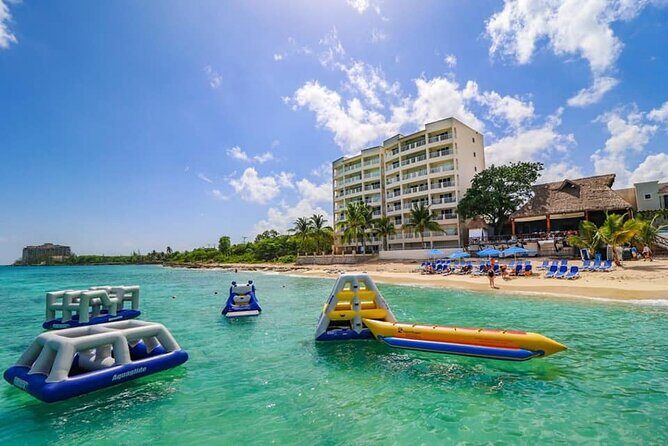 Jeep Tour of Cozumel with Lunch and Beach Club - Guides make or break the experience: Hugo and Emilio’s impact