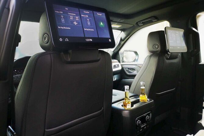 Luxury Suv departures from Akumal to Cancun Airport - Luxury SUV Comfort: What You’ll Feel in the Ride