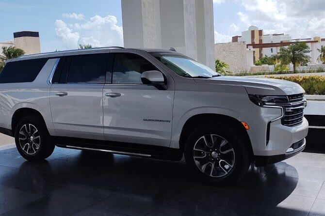 Luxury SUV Private Transfer – Cancun Airport ↔ Playa del Carmen - What is included: drinks and Wi‑Fi on the ride