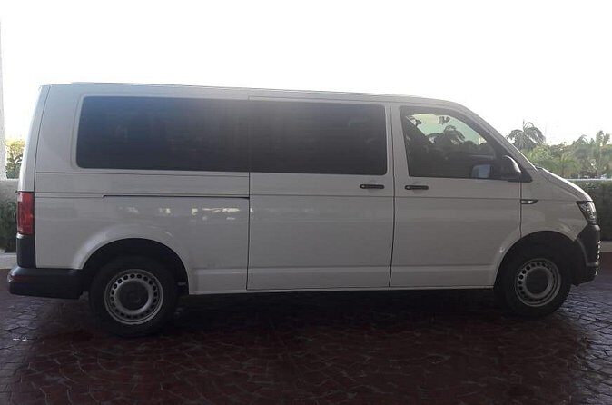 One Way Private Tulum Transfers to or from Cancun Airport - From Tulum to Cancun: The 5-Hour Pickup Rule for Airport Peace of Mind