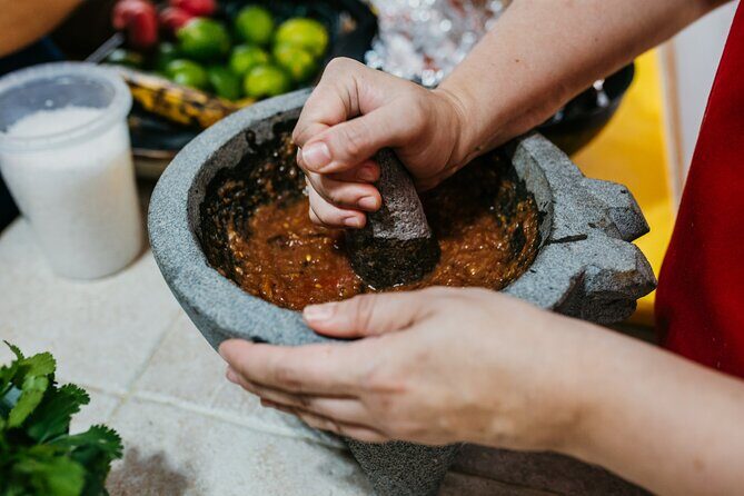 Playa del Carmen: Mexican Cooking Class - Cocktails and local drinks: learning flavor beyond food