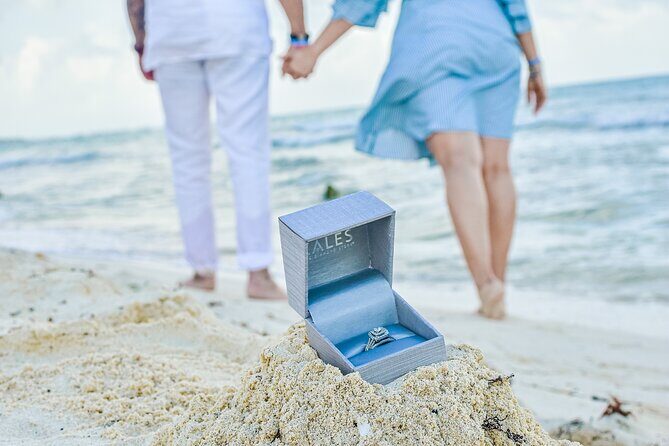 Playa del Carmen Private Photoset Session - Outfits That Photograph Well: Quick Changes, Solid Colors, Smart Accessories